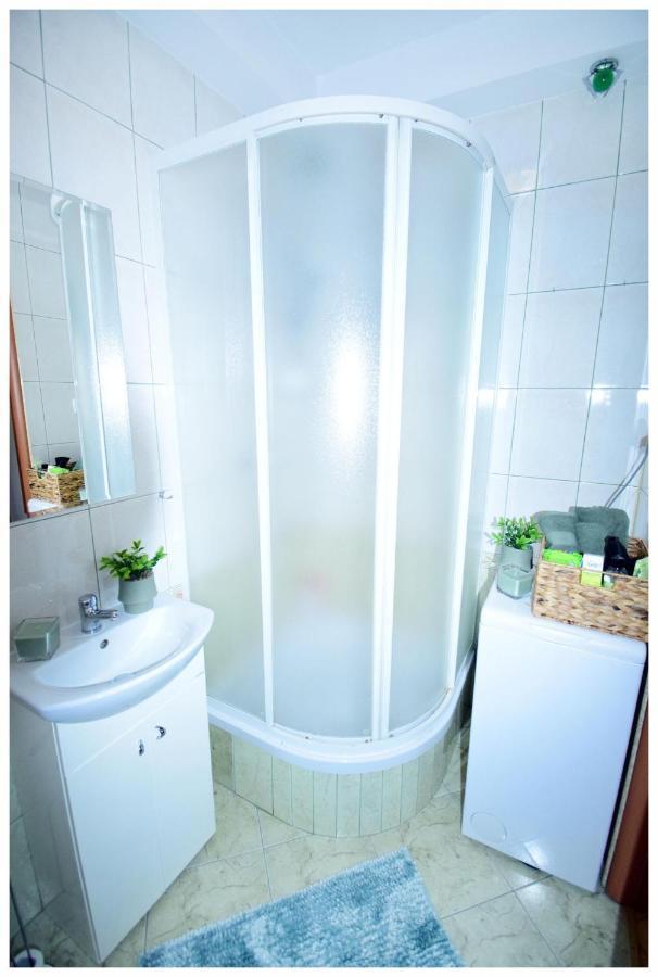 Color24 Apartament VI 스타로바 볼라 외부 사진